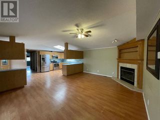 Photo 2: 316 Harpe Way in Fort McMurray: Condo for sale : MLS®# A2123009