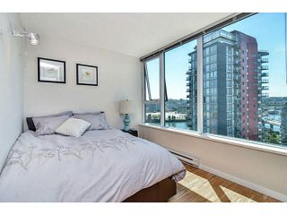 Photo 12: 2005 33 SMITHE Street in Vancouver: Yaletown Condo for sale in "Coopers Lookout" (Vancouver West)  : MLS®# V1075004