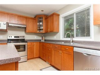 Photo 7: 5181 Lochside Dr in VICTORIA: SE Cordova Bay House for sale (Saanich East)  : MLS®# 709167