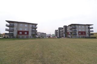 Photo 3: 111 70 Philip Lee Drive in Winnipeg: Crocus Meadows Condominium for sale (3K)  : MLS®# 202213240