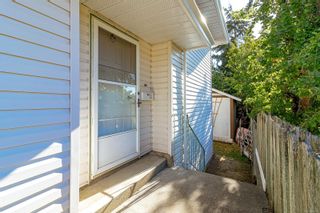 Photo 4: 807 Lampson St in Esquimalt: Es Old Esquimalt Half Duplex for sale : MLS®# 942167