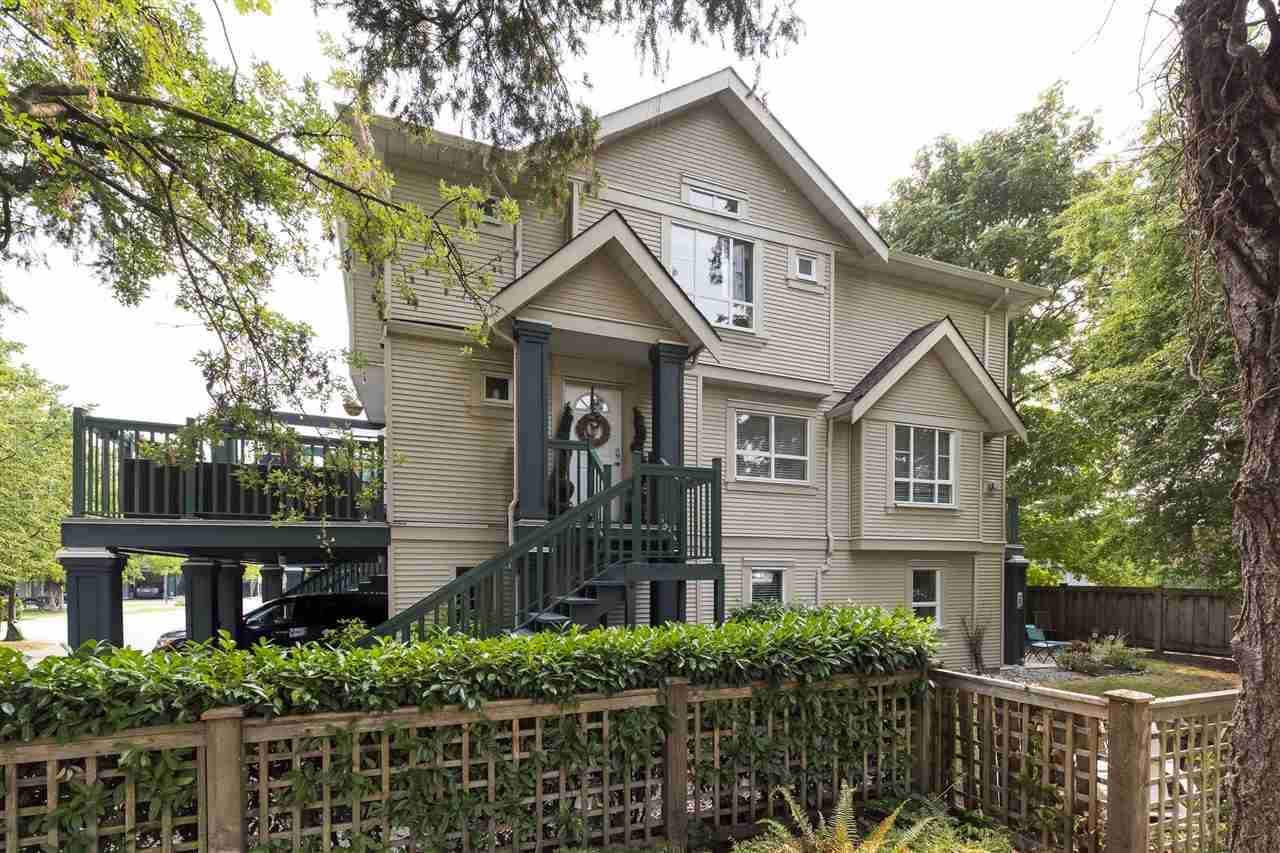 Main Photo: 27 4787 57 STREET in Delta: Delta Manor Townhouse for sale (Ladner)  : MLS®# R2295923