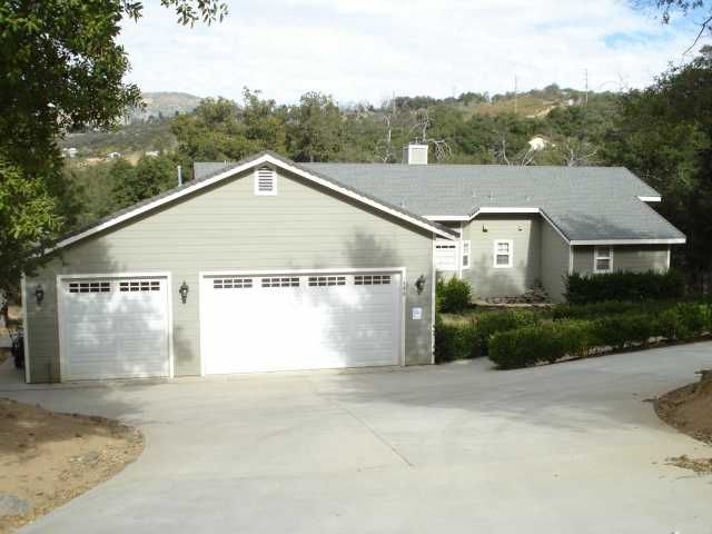 Main Photo: SANTA YSABEL House for sale : 3 bedrooms : 1305 Lakedale