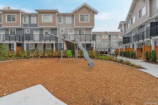 Photo 20: 15 23108 LOUGHEED Highway in Maple Ridge: East Central Townhouse for sale in "SEQUOIA LIVING" : MLS®# R2742822