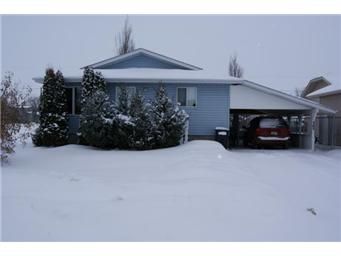 Main Photo: 303 2nd Street West: Warman Single Family Dwelling for sale (Saskatoon NW)  : MLS®# 388877