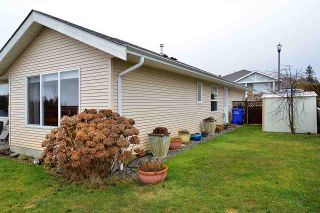 Photo 11: 5704 EMILY Way in Sechelt: Sechelt District House for sale in "CASCADE" (Sunshine Coast)  : MLS®# R2144070