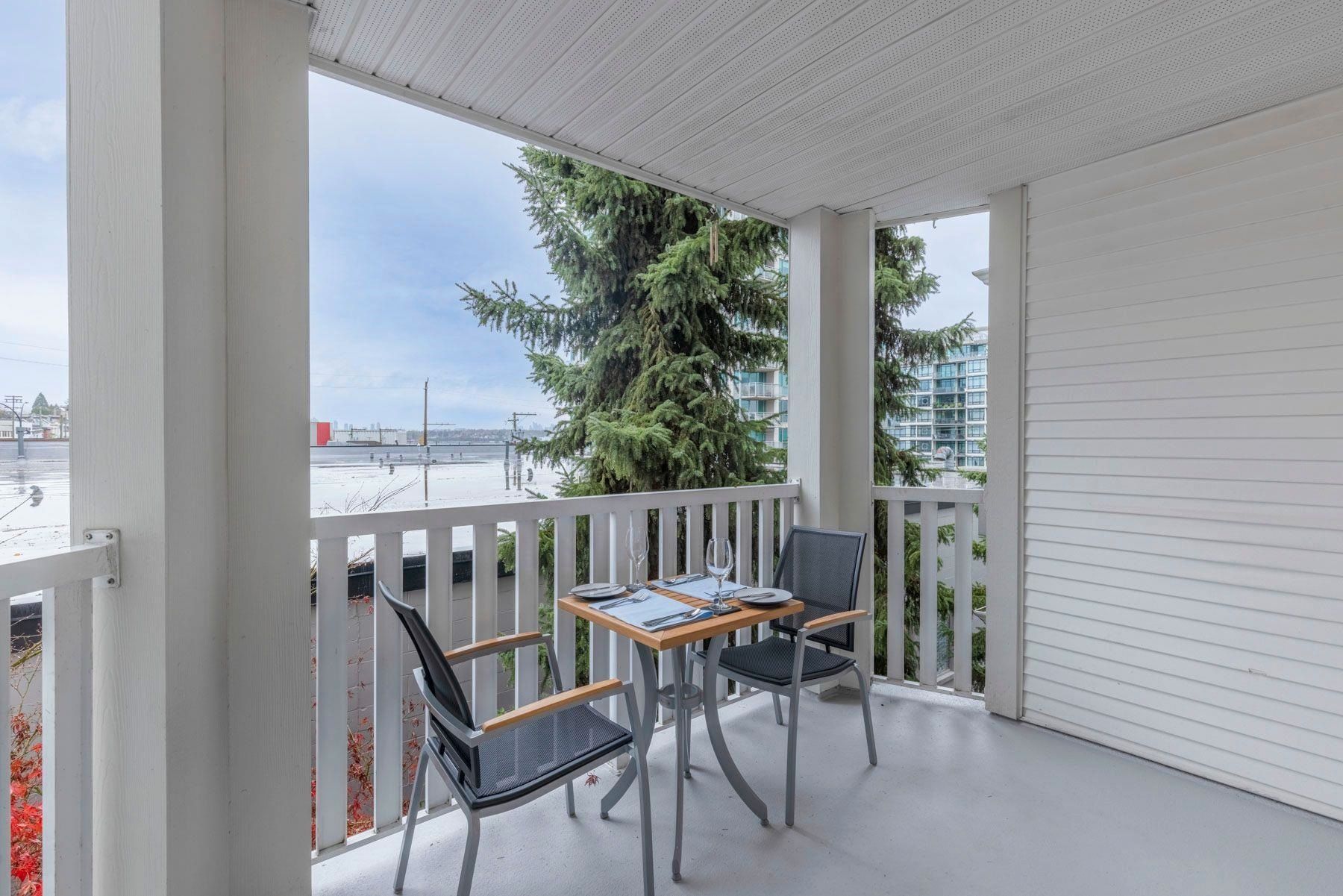 Photo 10: Photos: 312 147 E 1ST Street in North Vancouver: Lower Lonsdale Condo for sale in "CORONADO" : MLS®# R2630308