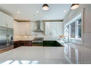 Photo 7: 1217 Hewlett Pl in VICTORIA: OB South Oak Bay House for sale (Oak Bay)  : MLS®# 700508