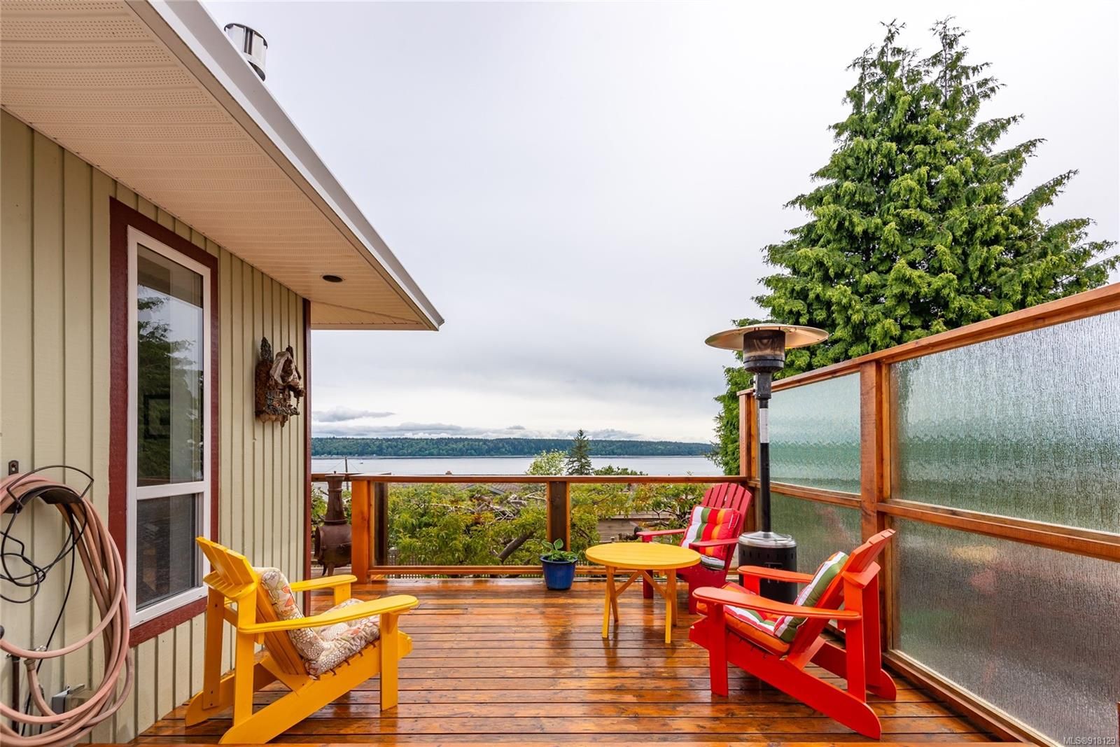 Main Photo: 9 S Thulin St in Campbell River: CR Campbell River South House for sale : MLS®# 918129