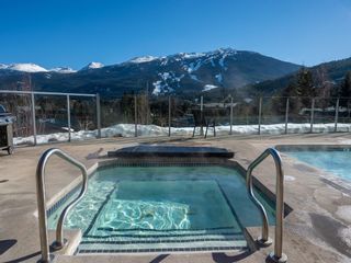 Photo 18: 102 3217 BLUEBERRY Drive in Whistler: Blueberry Hill Condo for sale in "Ironwood" : MLS®# R2705927