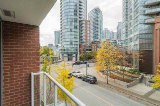 Photo 14: TH 15 550 TAYLOR Street in Vancouver: Downtown VW Condo for sale in "The Taylor" (Vancouver West)  : MLS®# R2219638