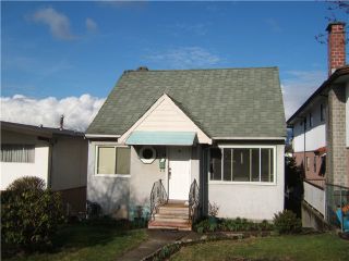 Photo 4: 627 E 28TH Avenue in Vancouver: Fraser VE House for sale in "FRASER" (Vancouver East)  : MLS®# V865109