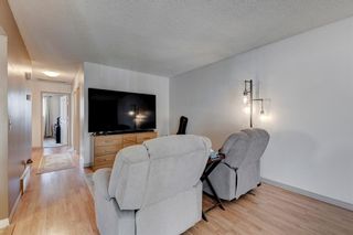 Photo 2: 23 Doverville Way SE in Calgary: Dover Semi Detached (Half Duplex) for sale : MLS®# A2053614