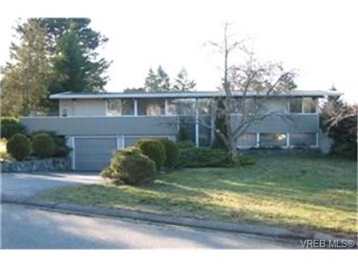 Main Photo:  in VICTORIA: SW Northridge House for sale (Saanich West)  : MLS®# 454281