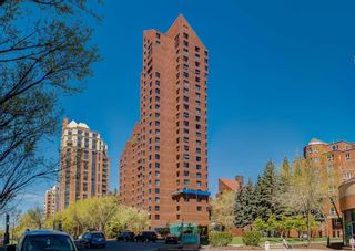 Photo 1: 102F 500 Eau Claire Avenue SW in Calgary: Eau Claire Apartment for sale : MLS®# A2070173