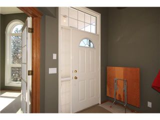 Photo 2: 92 EDGEBROOK Rise NW in CALGARY: Edgemont Residential Detached Single Family for sale (Calgary)  : MLS®# C3537597