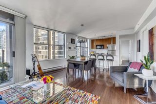 Photo 3:  in : Yaletown Condo for sale (Vancouver West)  : MLS®# R2514238
