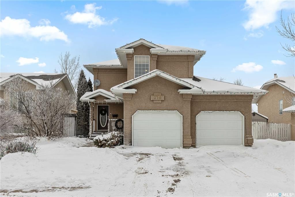 Main Photo: 370 Crystal Way in Warman: Residential for sale : MLS®# SK956670