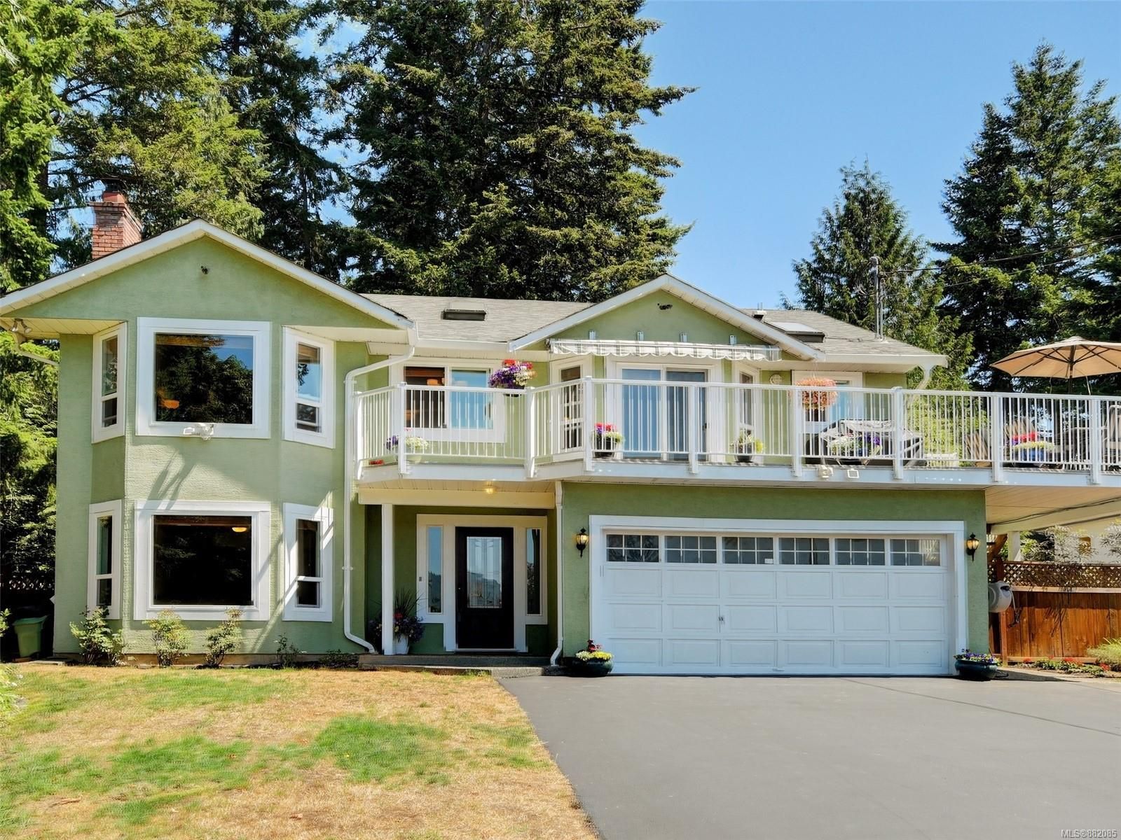 Main Photo: 958A Marchant Rd in Central Saanich: CS Brentwood Bay House for sale : MLS®# 882085