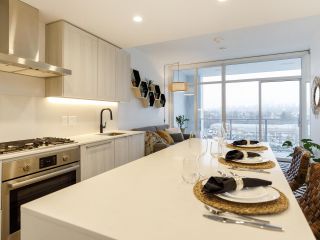 Photo 5: 903 2311 BETA Avenue in Burnaby: Brentwood Park Condo for sale in "WATERFALL - LUMINA" (Burnaby North)  : MLS®# R2541071