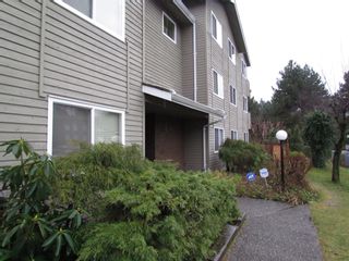 Photo 2: 104 33664 Marshall Road in Abbotsford: Condo for rent