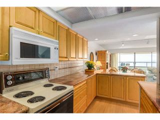 Photo 10: 44 2250 FOLKESTONE Way in West Vancouver: Panorama Village Condo for sale in "PANORAMA GARDENS" : MLS®# V1089798