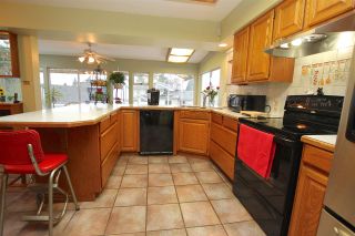 Photo 12: 2051 YEOVIL Avenue in Burnaby: Montecito House for sale (Burnaby North)  : MLS®# R2028496