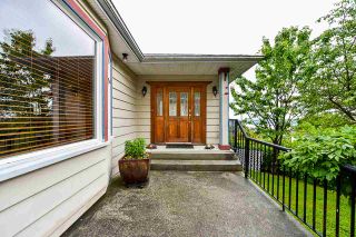Photo 3: 836 CHERRY Street in New Westminster: The Heights NW House for sale in "Victory Heights" : MLS®# R2470973