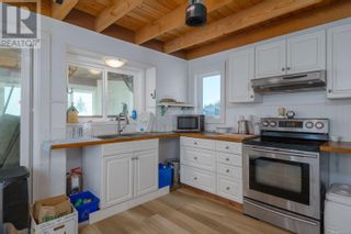 Photo 8: 1049 Sixth Ave in Ucluelet: House for sale : MLS®# 953603