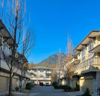 Main Photo: 56 40632 GOVERNMENT Road in Squamish: Brackendale Townhouse for sale in "RIVERSWALK" : MLS®# R2828722