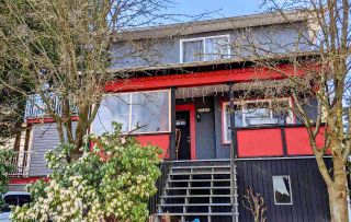 Photo 3: 2361 PRINCE ALBERT Street in Vancouver: Mount Pleasant VE House for sale (Vancouver East)  : MLS®# R2648578