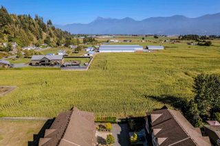 Photo 35: 19 9750 MCNAUGHT Road in Chilliwack: Chilliwack Proper East Townhouse for sale in "PALISADE PLACE" : MLS®# R2816512