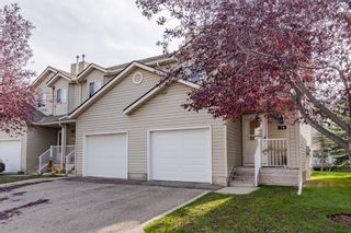 Photo 1: 78 Mt Aberdeen Manor SE in Calgary: McKenzie Lake Row/Townhouse for sale : MLS®# A1242880