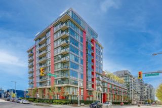 Photo 1: 309 38 W 1ST Avenue in Vancouver: False Creek Condo for sale in "The One" (Vancouver West)  : MLS®# R2873421