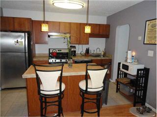 Photo 2: MISSION HILLS Residential for sale or rent : 1 bedrooms : 720 West Lewis #4 in San Diego