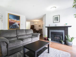 Photo 1: 305 2736 Victoria Street in Vancouver: Grandview VE Condo for sale (Vancouver East)  : MLS®# R2045239