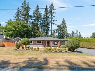 Photo 1: 19839 37 Avenue in Langley: Brookswood Langley House for sale : MLS®# R2712696