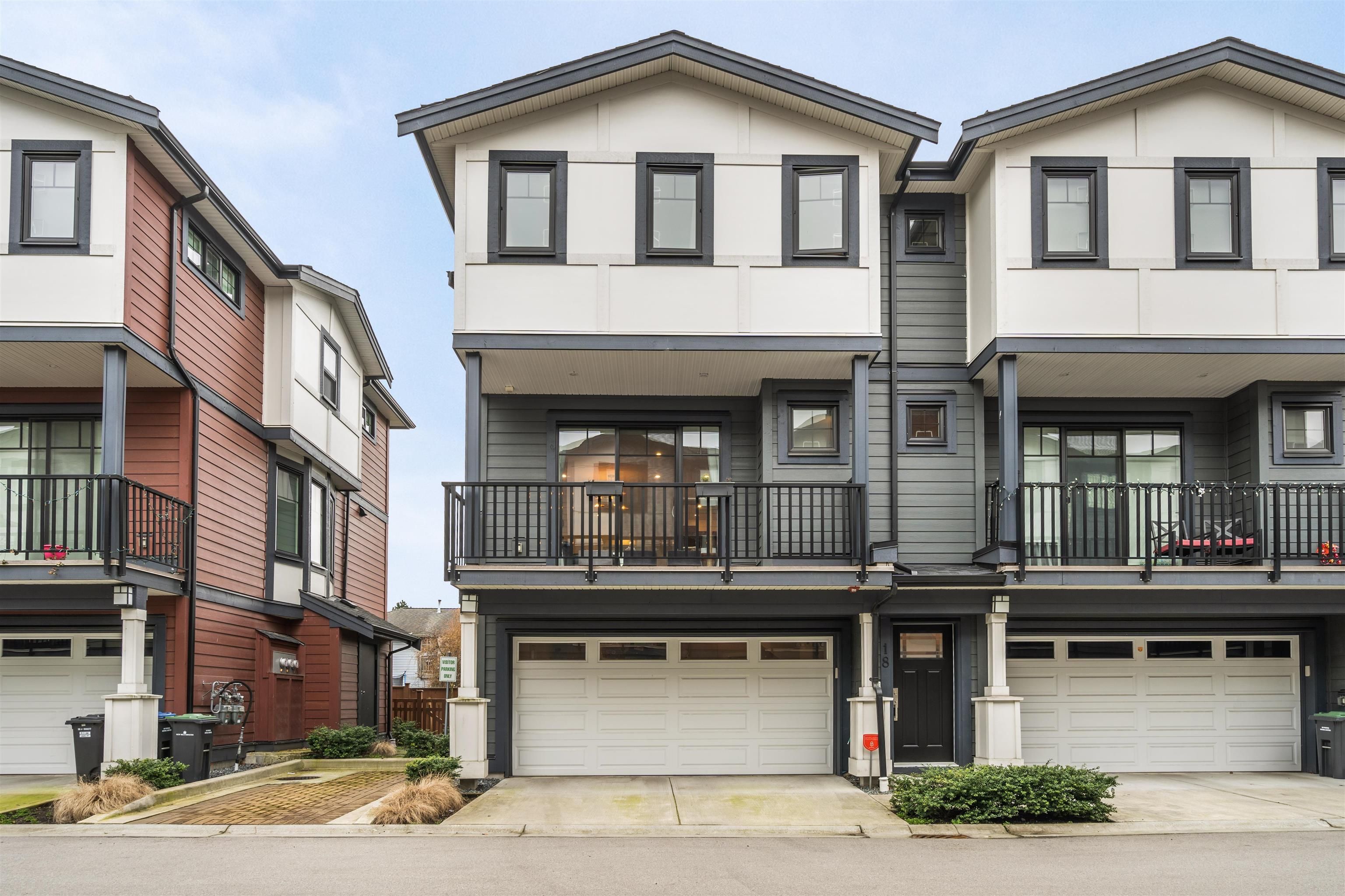 Main Photo: 18 188 WOOD Street in New Westminster: Queensborough Townhouse for sale in "RIVER" : MLS®# R2662320