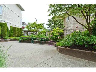 Photo 13: 24 270 CASEY Street in Coquitlam: Maillardville Townhouse for sale in "CHATEAU LAVAL" : MLS®# V1066435