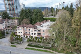 Photo 3: 303 515 WHITING Way in Coquitlam: Coquitlam West Condo for sale in "Brookside Manor" : MLS®# R2870519