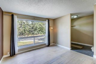 Photo 2: 60 5625 Silverdale Drive NW in Calgary: Silver Springs Row/Townhouse for sale : MLS®# A2050295