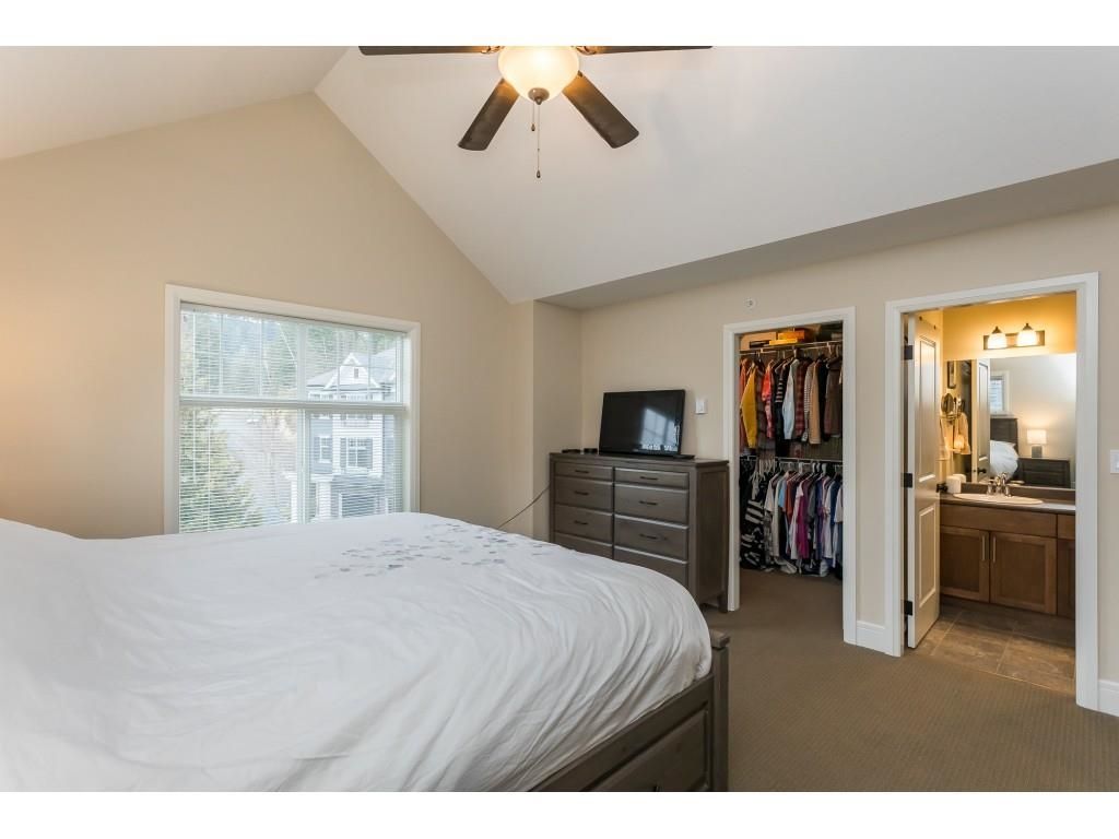 Photo 12: Photos: 10 45390 VEDDER MOUNTAIN Road: Cultus Lake Townhouse for sale in "Vedder landing" : MLS®# R2655694
