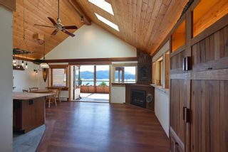 Photo 6: 606 SEAVIEW Road in Gibsons: Gibsons & Area House for sale in "HERITAGE HEIGHTS" (Sunshine Coast)  : MLS®# R2704826