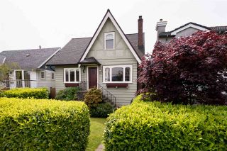 Main Photo: 2472 E 28TH Avenue in Vancouver: Collingwood VE House for sale (Vancouver East)  : MLS®# R2206784
