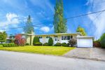 Main Photo: 46080 CAMROSE Avenue in Chilliwack: Fairfield Island House for sale : MLS®# R2889741