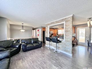 Photo 5: 54 Tufts Crescent in Outlook: Residential for sale : MLS®# SK959359