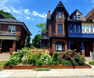 Photo 1: 1 10 Sylvan Avenue in Toronto: Dufferin Grove House (3-Storey) for lease (Toronto C01)  : MLS®# C5334534