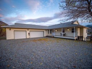 Photo 3: 3221 SHUSWAP Road in Kamloops: South Thompson Valley House for sale : MLS®# 175550