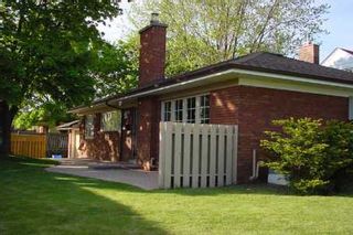 Photo 1: 1 Sedgewick Crest in Toronto: Ionview House (Bungalow) for sale (Toronto E04)  : MLS®# E2665003