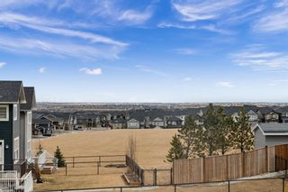 Photo 2: 315 Sherview Grove NW in Calgary: Sherwood Detached for sale : MLS®# A1200838